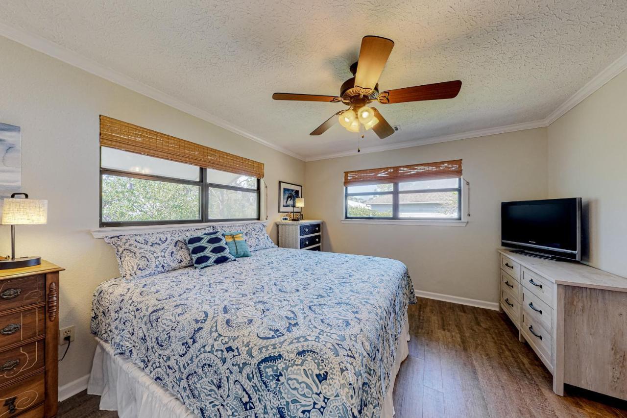 Pelican Kiss Beach Cottage Cape San Blas Екстер'єр фото